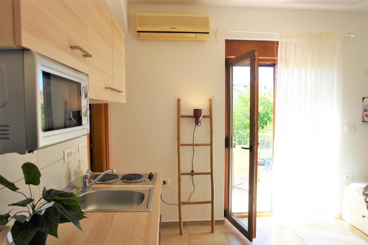 וודיצה Iva Apartmani מראה חיצוני תמונה