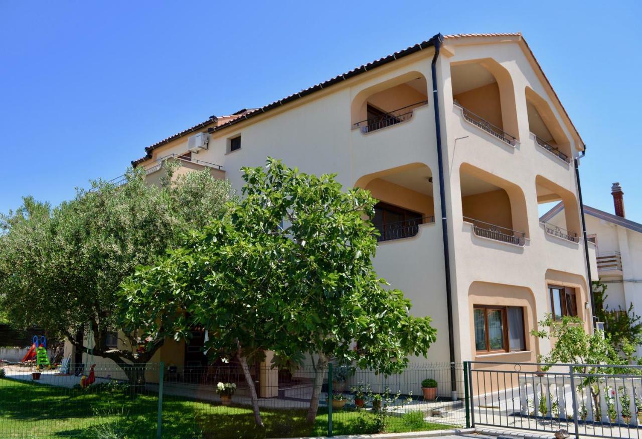 וודיצה Iva Apartmani מראה חיצוני תמונה