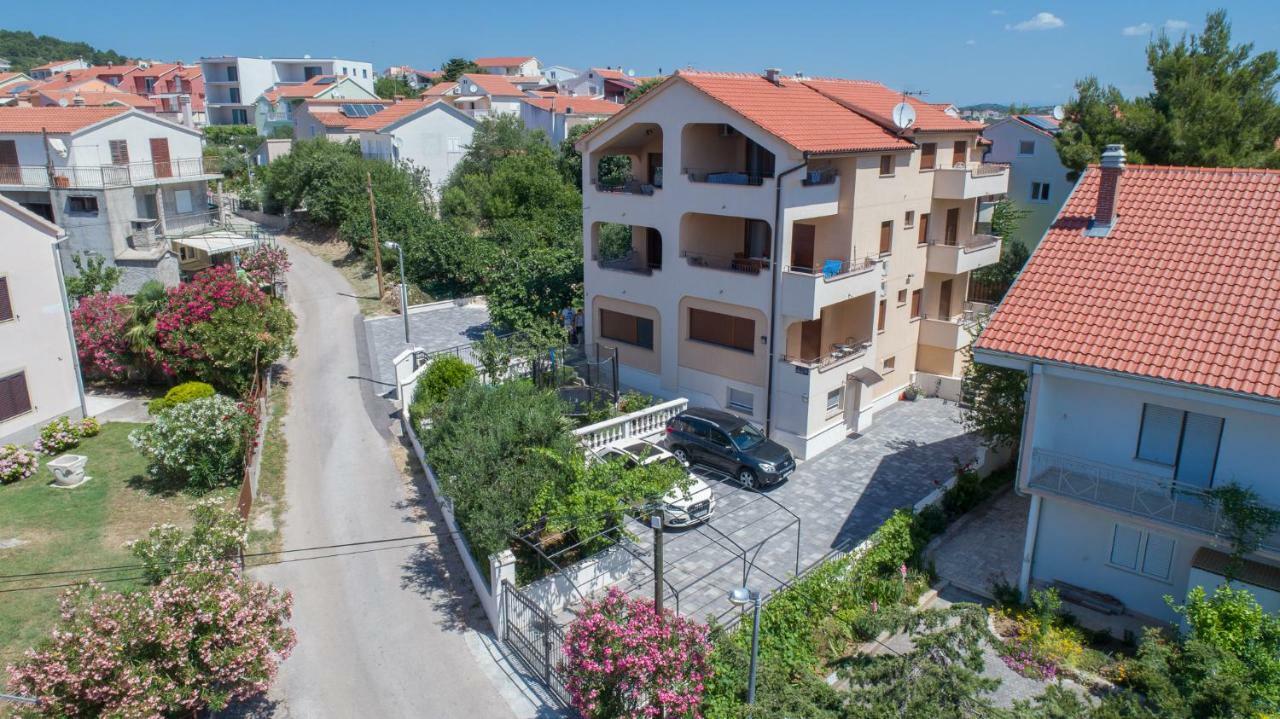 וודיצה Iva Apartmani מראה חיצוני תמונה